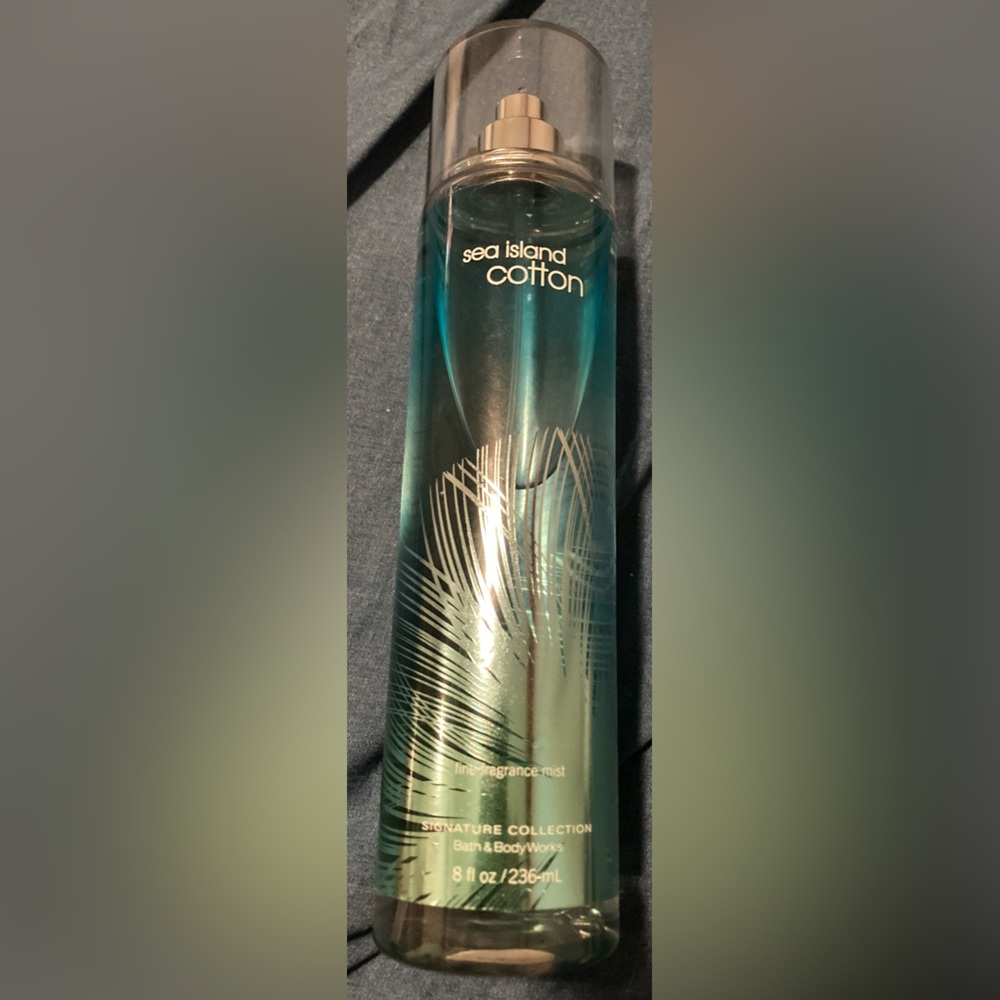 Bath and body works Sea Island Cotton.